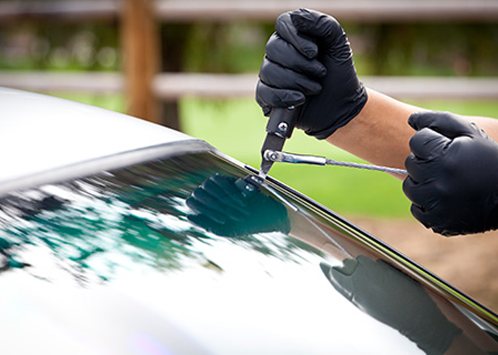 How to Get the Best Auto Glass Replacement in San Diego